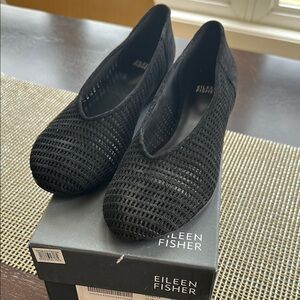 Eileen Fisher Women's ballerinas black leather flats. nwot